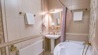 Гостиница Шертон Ростов-на-Дону Люкс Прованс-3