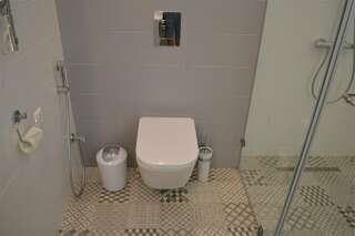 Гостиница Шертон Ростов-на-Дону Роскошный трехместный номер с балконом-6